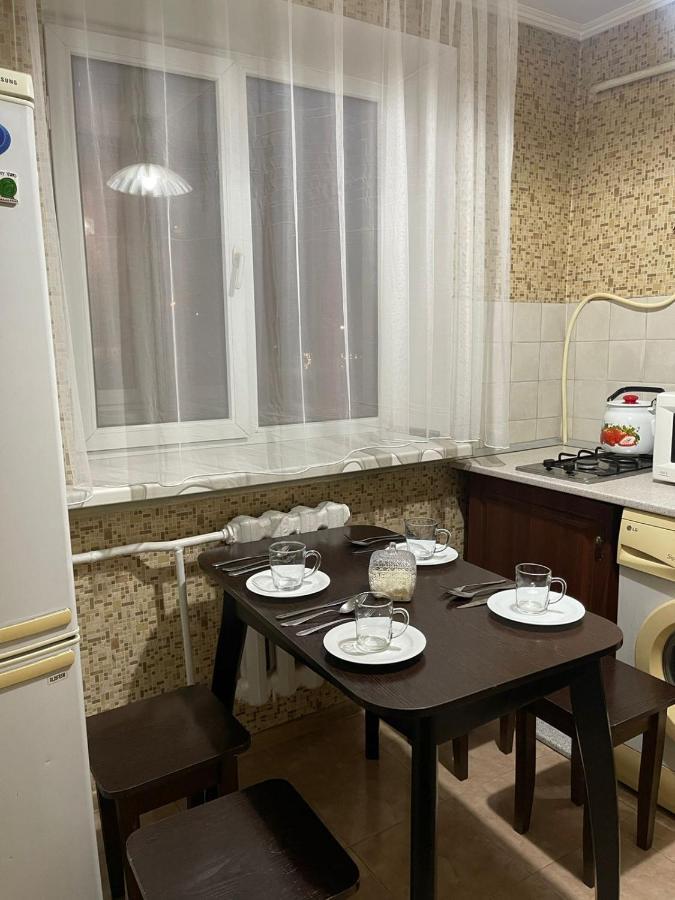 Квартира Рядом Арбата, Гоголя 92 알마티 외부 사진